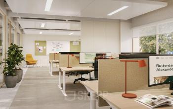 Een moderne kantoorruimte op Marten Meesweg 101 in Rotterdam Alexander, met werkplekken uitgerust met bureaus, stoelen en beeldschermen. Ideaal voor kantoorruimte huren in een lichte en functionele omgeving.