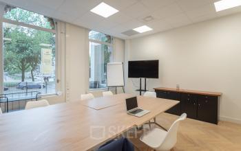 Rotterdam kantoorruimte monumentaal karakteristiek pand parkeerplaatsen aanwezig coworking werkplekken flexplekken kantoorkamer kantoorpand