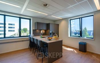 Kantoorruimte huren Waalhaven O.z. 83, Rotterdam (1)