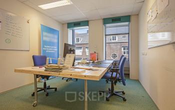 gemeubileerde kantoorkamer huren in centum van rotterdam