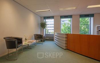kantoorgebouw in rotterdam aan westblaak huren met receptie