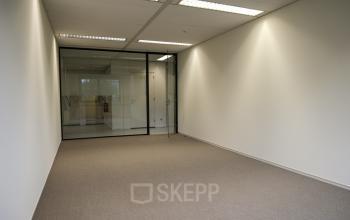 beschikbare kantoorkamer rotterdam alexander