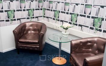 brainstorm in this seating area