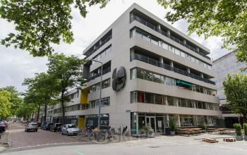Office spaces for rent in walking distance from Rotterdam city centre