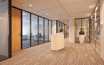 receptie gang gemeenschappelijk kantoorgebouw Amsterdam