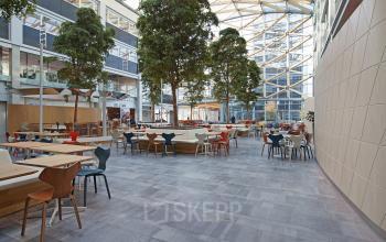 sociaalhart kantoorgebouw lounge kantoorpand Amsterdam
