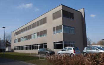 kantoorruimte eindhoven science park buitenkant achterkant gebouw
