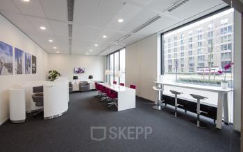 algemene gemeenschappelijke kantoorruimte flexwerkplekken lounge kantoorpand tilburg