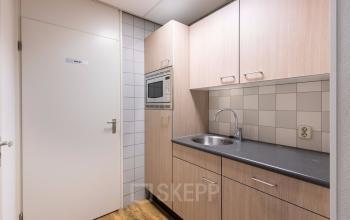 clean pantry in office building Tilburg
