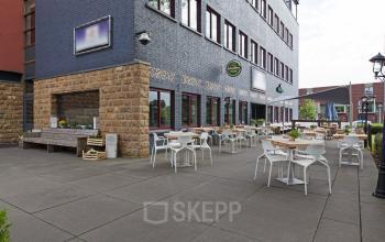 buitenterras bij kantoorgebouw Utrecht
