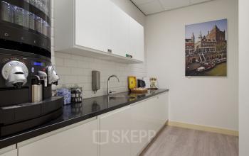 pantry kantoorgebouw Utrecht Oorsprongpark huren