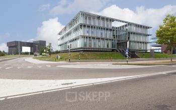 buitenzijde kantoorgebouw Utrecht Orteliuslaan