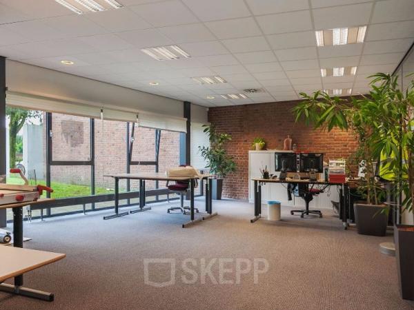 werkplek huren in modern kantoorpand venray