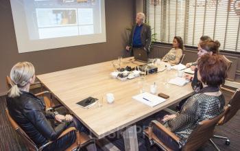 vergadering kantoorgebouw woerden vergaderruimte acht personen