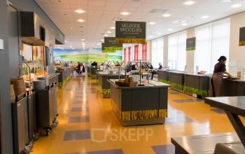 Non profit restaurant binnen het kantoorpand