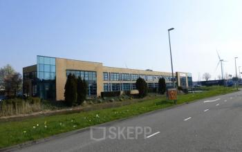 aanzicht kantoorpand zoetermeer, represenatieve kantoorruimte te huur bij SKEPP