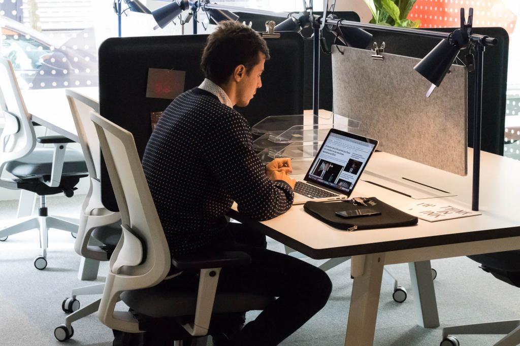 Dedicateddesk 5