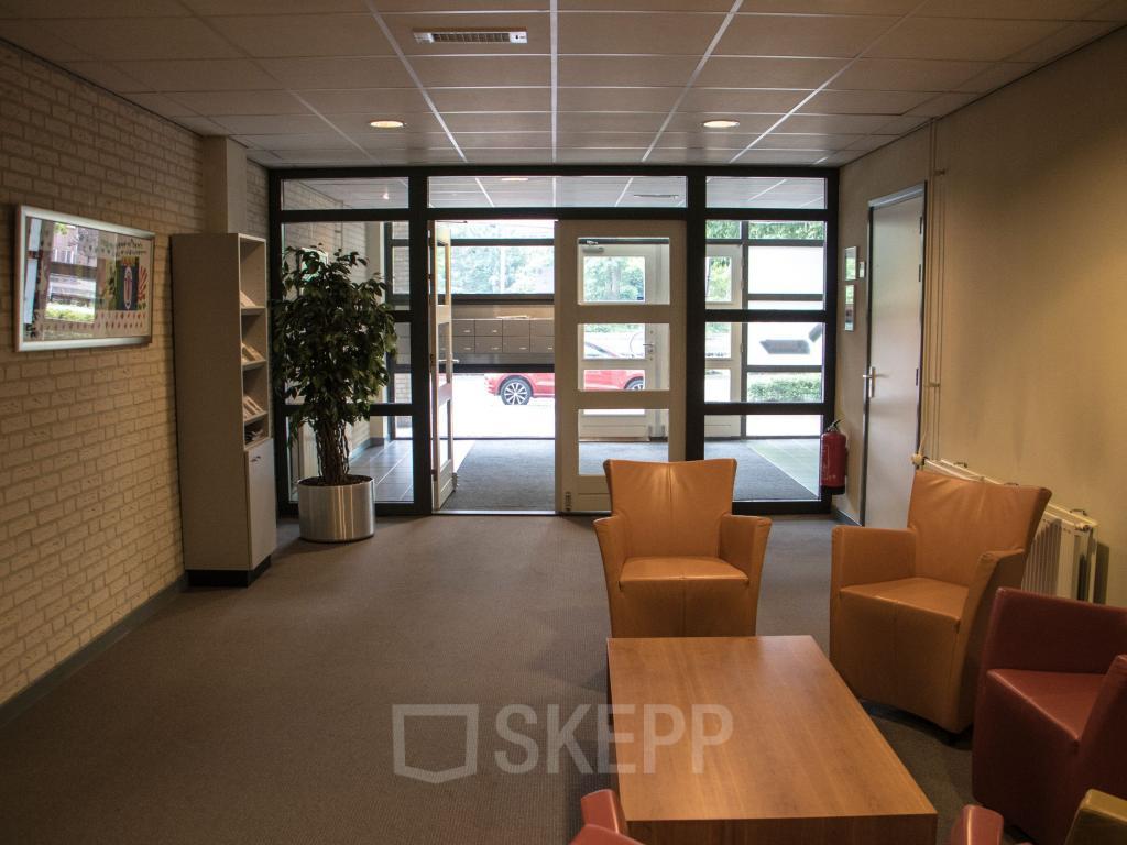 loungeruimte entree kantoor eindhoven kanaaldijk zuid