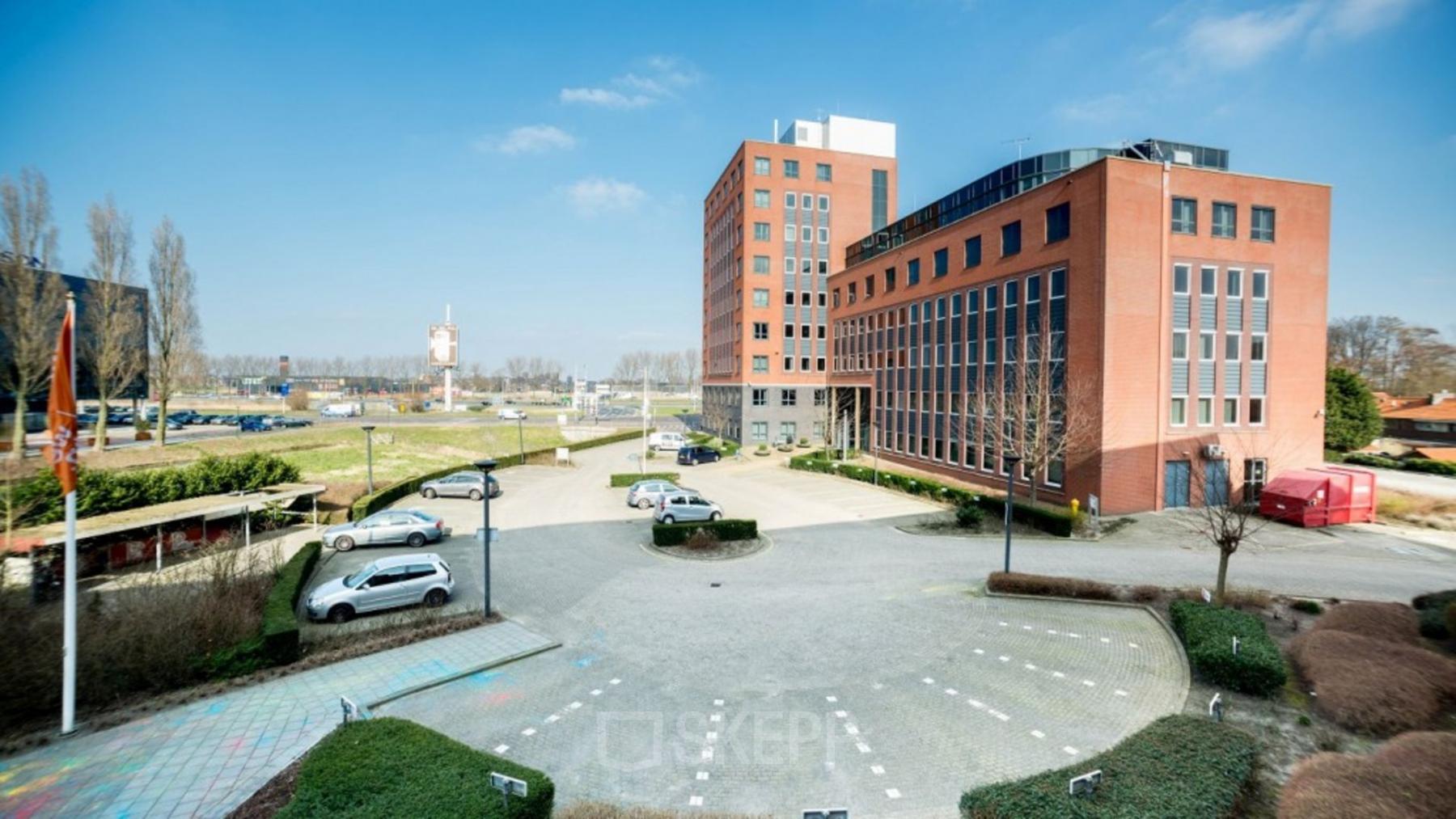 Brassersplein 2 - Delft