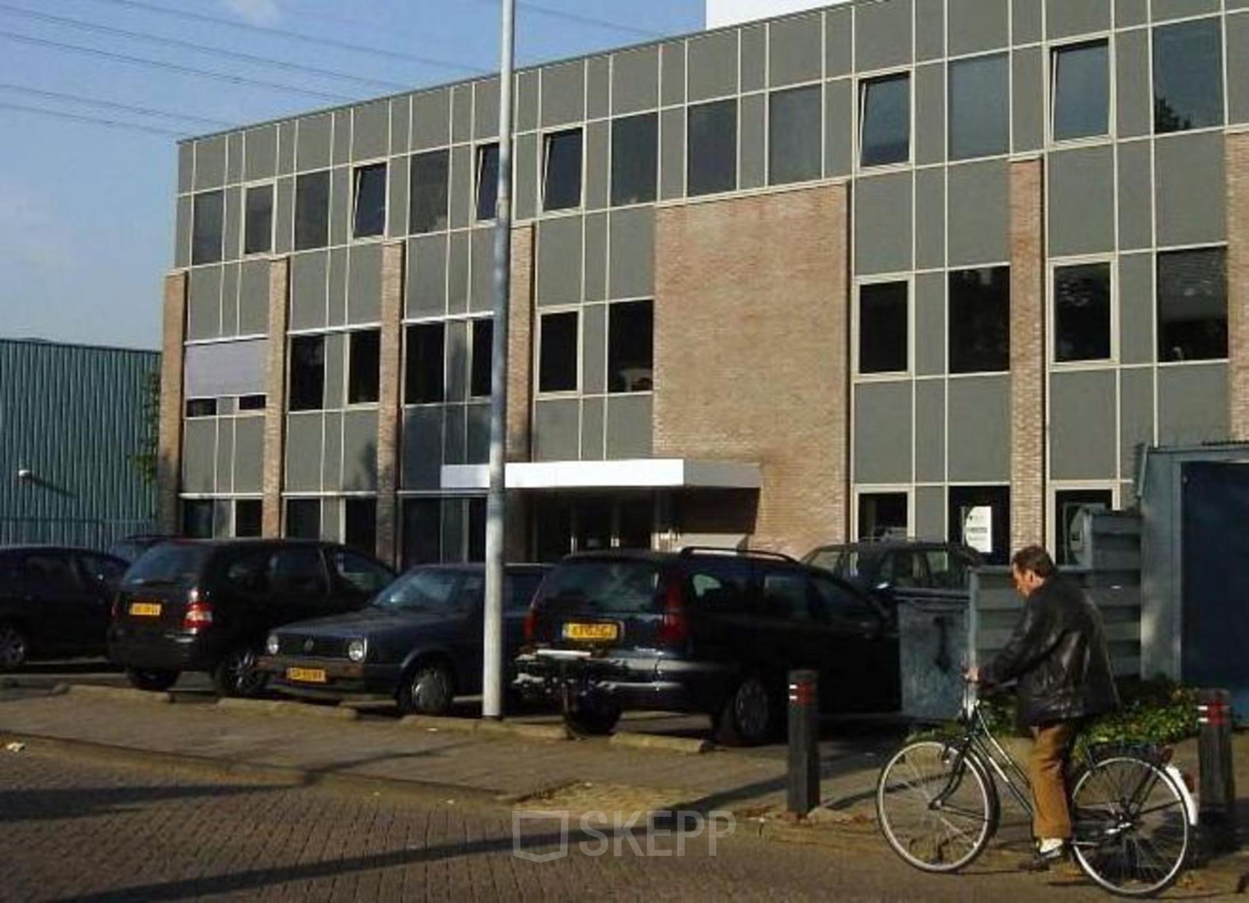 Bedrijvige Bij  - Zaandam (1)